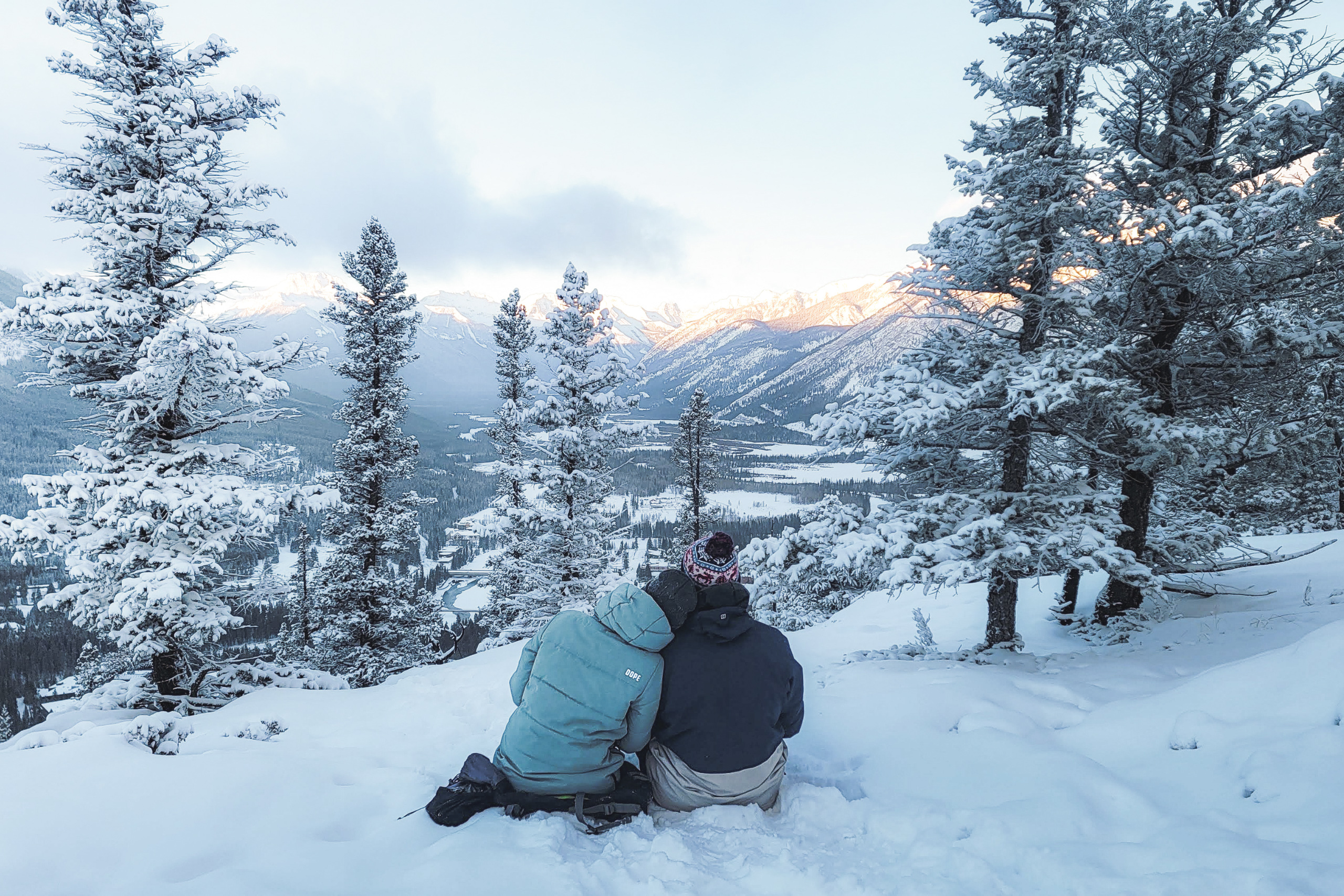 Winter hiking in Banff