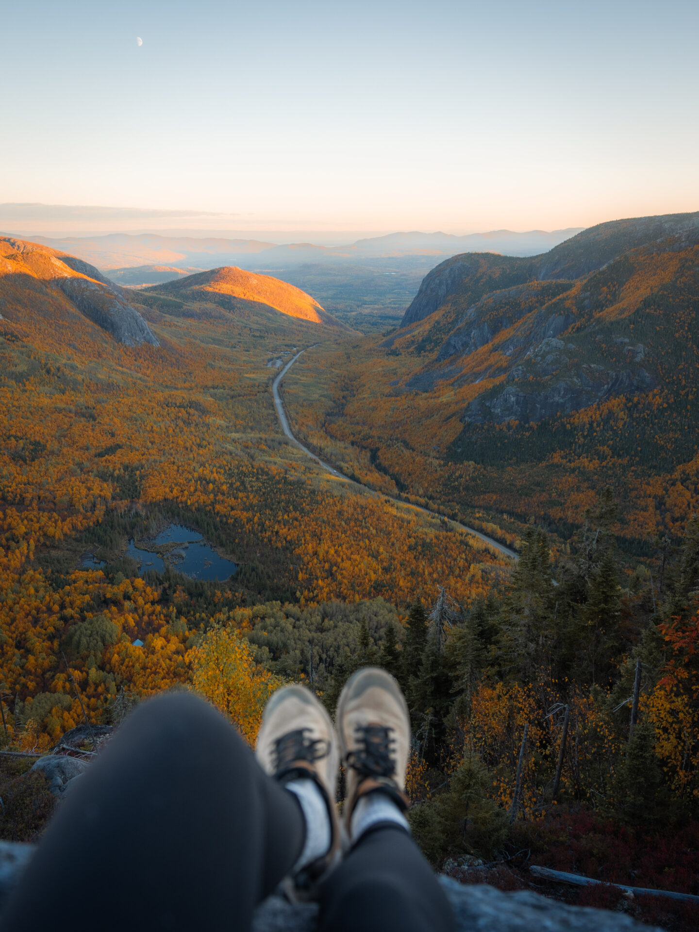 My Favorite Hiking Clothes for Women: Outfit Inspiration for Trails